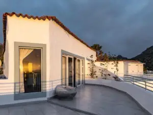Capri Sands Luxury Guest House