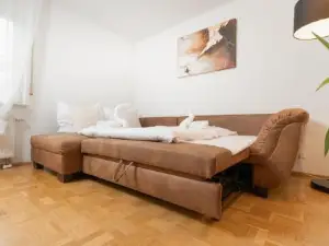 Untersee-Suite Istayunixi Seenähe-Terrasse-Workspace-Netflix-Parkplatz