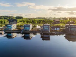 Kurortny Komplex Chernye Kamni - Kottedzhi