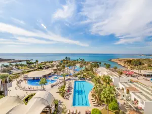 Adams Beach Hotel & Spa