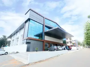 Sunstar Residency & Food Plaza Pala