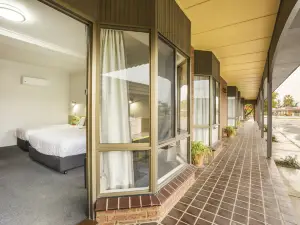 Boomerang Hotel