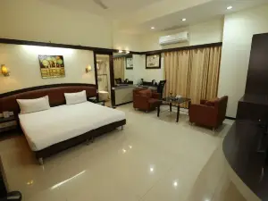 Hotel Varun