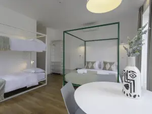 Alameda Exclusive House