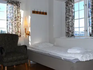 Öster Malma Vandrarhem - Hostel