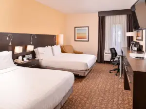 Holiday Inn Express & Suites TOPEKA WEST I-70 WANAMAKER by IHG