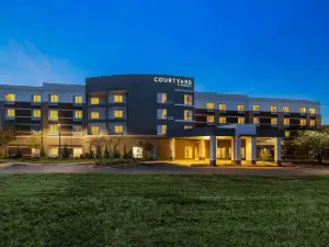 Courtyard Starkville MSU at the Mill Conference Center