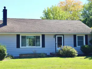 Near Detroit Metro Area New Baltimore Home!