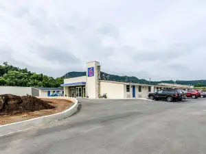 Motel 6 Troutville, VA