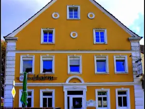 Artfarm Hotel Restaurant
