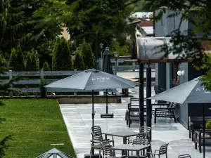 A.Nett Hotel