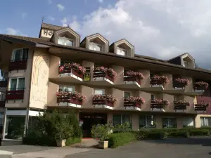 Logis Hotel Arc En Ciel