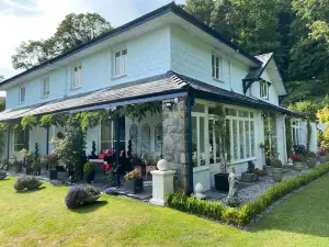 Plas Tan-Yr-Allt Historic Country House & Estate