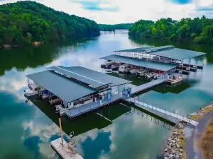 Blue Water Resort