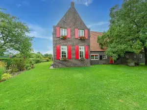 Charming Farmhouse in Well with Garden