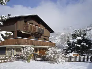 Chalet la Cachette Cyclists & Skiers
