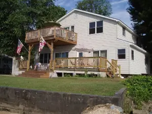 5-bedroom vacation home 5 minutes from historic Charlestown