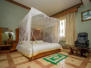 Grand Holiday International Hotel