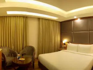 Glades Hotel