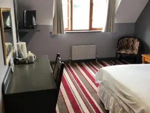 The Airman Hotel