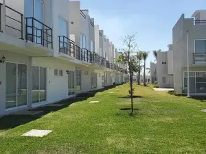Tranquilidad y paz en una casita muy acogedora.