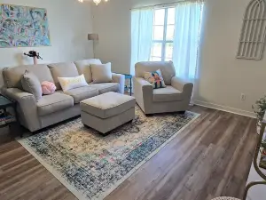 The Grace at the Highlands - Charming 2-bedroom townhome close to MSU campus