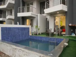 Ivy Bliss Studio with Private Pool, B 06, Karjat
