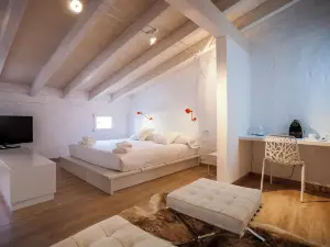 치프 & 시크 호텔