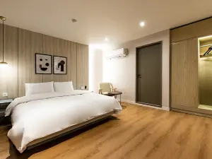 Hotel Yaja Masan Odong Branch