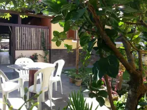 Itaúna Hostel