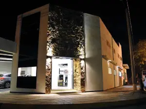 Hotel Pucará y Rent a Car