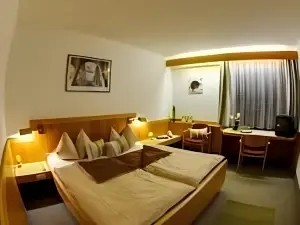 Serways Hotel Steigerwald