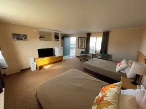 Fletchy's Pictured Rocks Resort