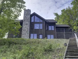 Pristine Northwoods Lake Home w/ Private Dock on Chain of Lakes