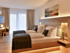 Four Stars by City Hotel