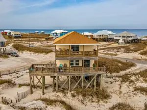 Spectacular Gulf-front home with covered porch & views - on the beach