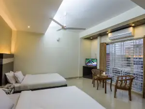Hotel Holy Gate