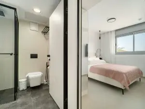 Red Canyon Spa Serene Stay by Sea N' Rent