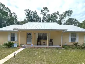 Country Retreat in North Central FL Oasis w/ Firepit, WiFi & Nearby Springs