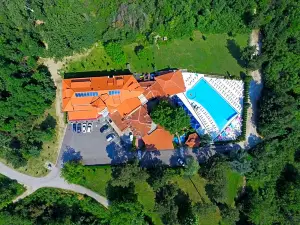 Hotel Ostrova