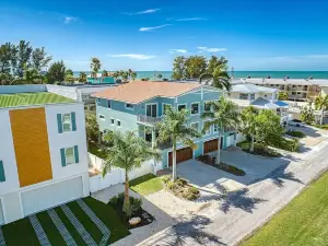 Anna Maria Island Beach Palace