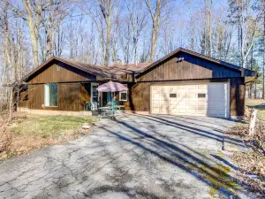 Pet-Friendly Youngstown Cottage w/ Yard