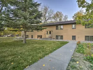 Charming Columbus Apt Along Yellowstone River