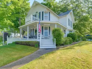 Elegant 1905 Home: Steps to Torch Lake & Dtwn