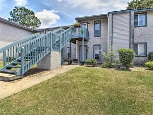 Hinesville Condo Grill, 4 Mi to Fort Stewart