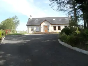 티치 언 콜 B&B