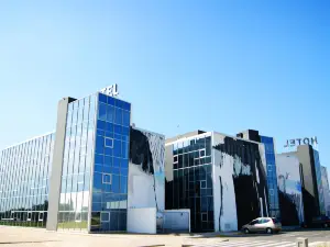 호텔 세르코텔 플라나 파르크