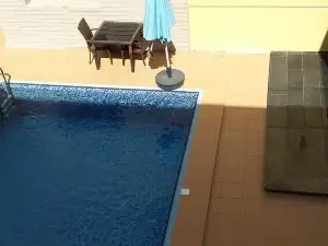 Cozmo Chalets