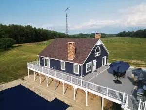 Rocky River Resort