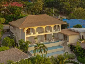 Le la Lake Resort and Spa
